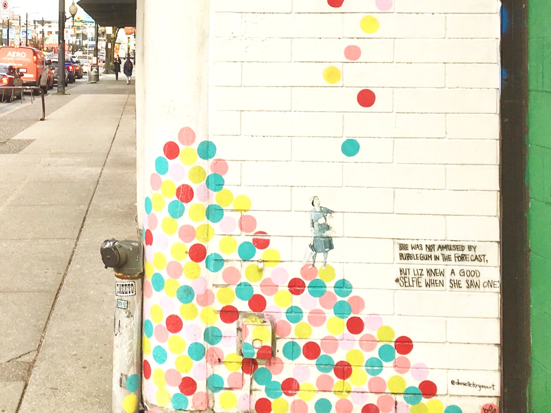 壁画のあるバンクーバーの街並み Eigo Chat Lab 公式ブログ